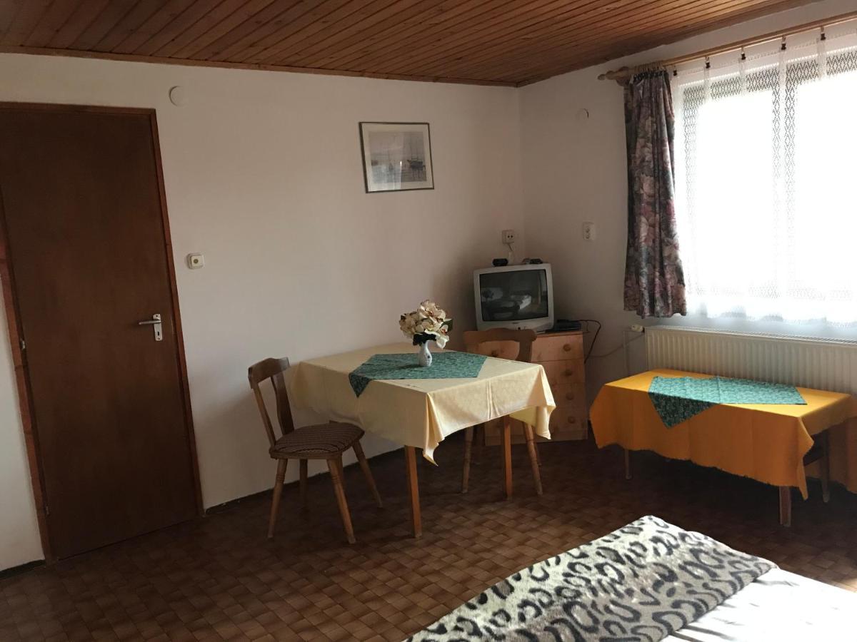 Apartman Berki Margit Hévíz Exterior foto