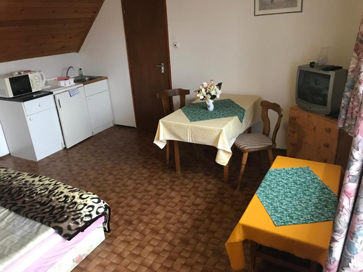 Apartman Berki Margit Hévíz Exterior foto
